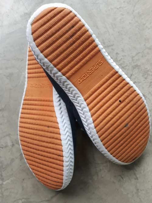 where can i buy tomy takkies