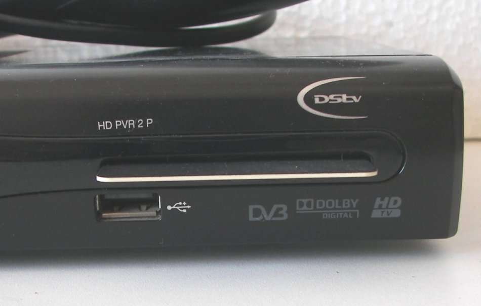 DSTV Decoders - HD PVR 2P decoder + DSD 1110 (+2) decoder + accessories