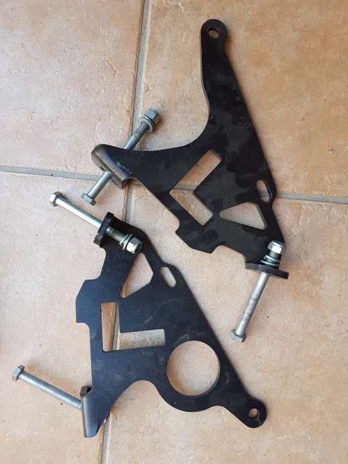 Other Scrapyard & Salvage replacement original Front Runner pair