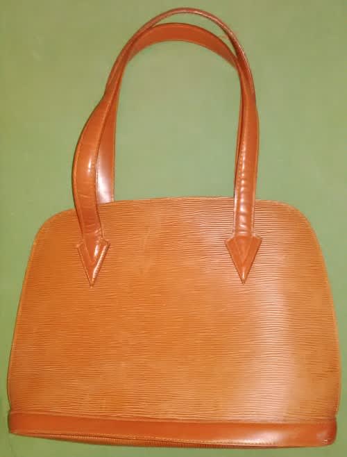 Handbags & Bags - Louis Vuitton Brown EPI Leather Lussac Bag In Very Good Condition Made In ...