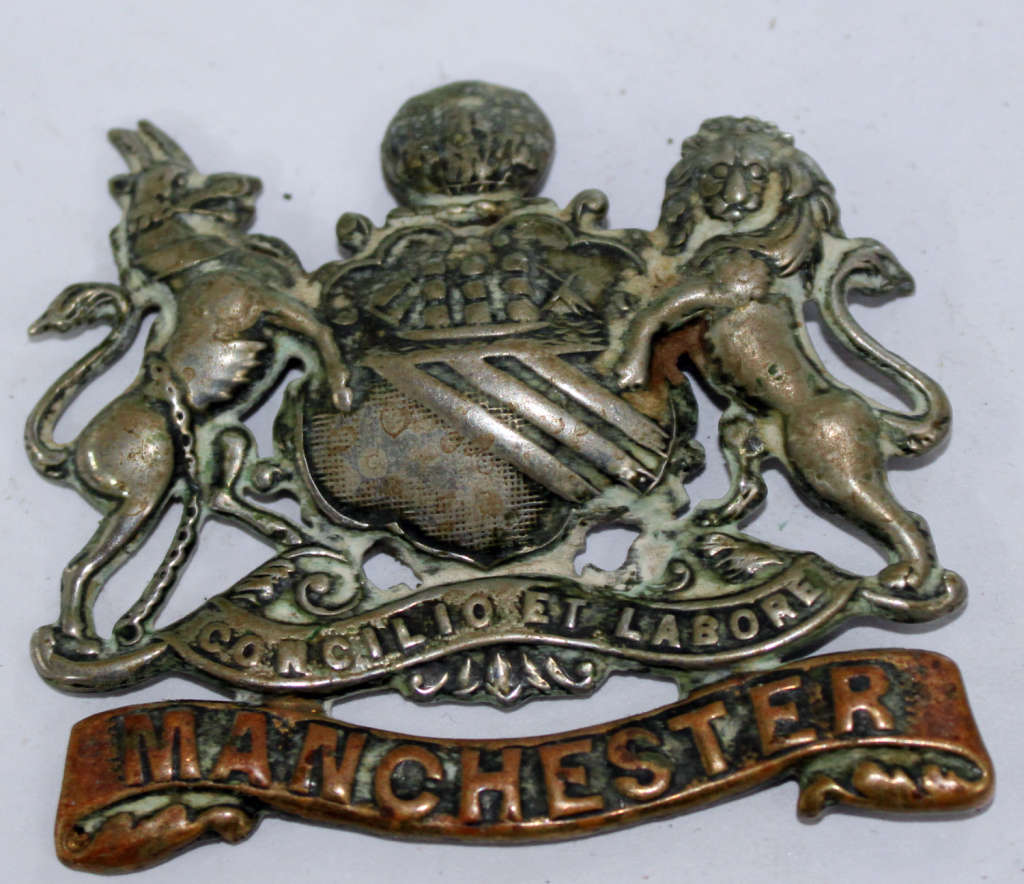 International Badges & Insignia Manchester Regiment cap badge (No