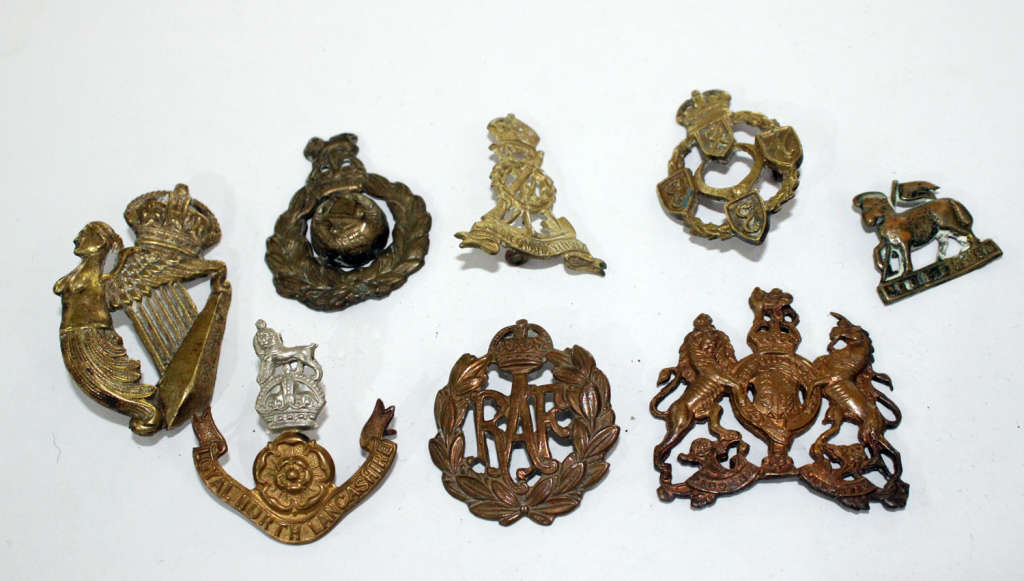 International Badges & Insignia British badge lot (pins missing) for