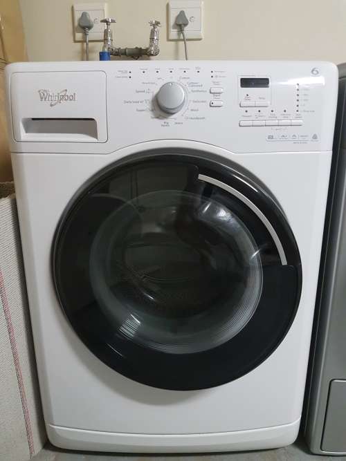 Washing Machines & Dryers - Whirlpool 6th sense Washing machine. 8kg ...