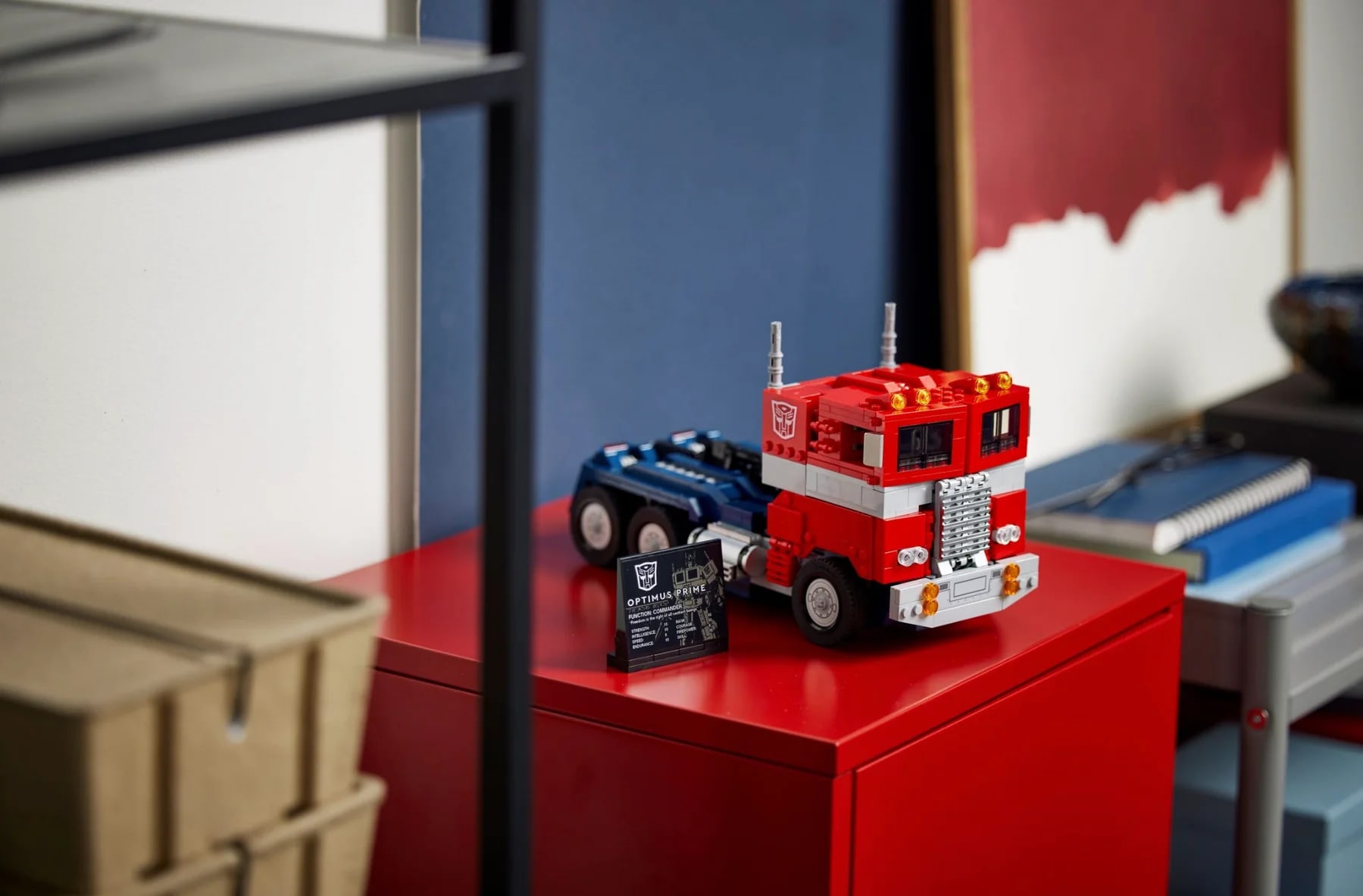 LEGO 10302 Icons Optimus Prime for sale on Bob Shop