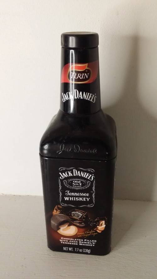 Bar Accessories Jack Daniel`s Tennessee Whiskey Tin Bottle empty 26 x 9 cm for sale in Gauteng