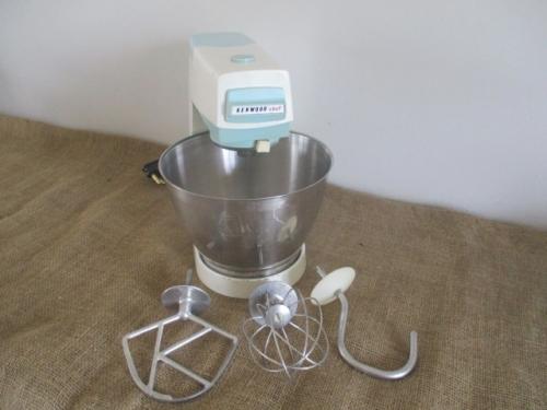 Vintage Kenwood Chef A700 with Attachments and Manual - Working, bobshop.co.za