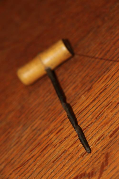 Tools Vintage T Handle Auger Made in England was sold for R3.00 on