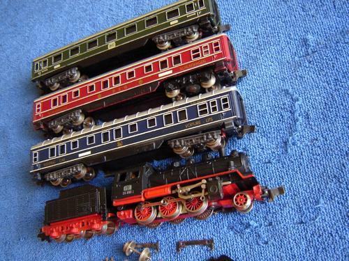 Railway - Rokal TT scale train set was sold for R250.00 on 15 Jul at 20 ...