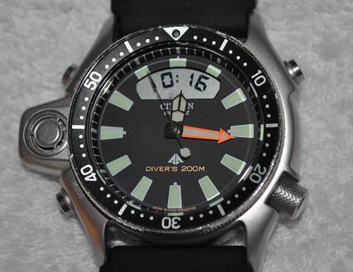 Men's Watches - Citizen Aqualand 200m Dive computer/watch. Like new, a