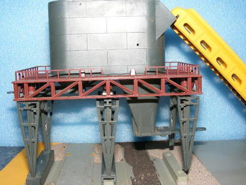 Railway - Lima HO Automatic coal unloader. was sold for R205.00 on 3 ...