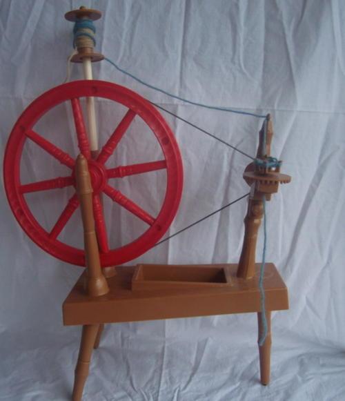 Other Antiques & Collectables - LITTLE RED SPINNING WHEEL- RETRO TOY