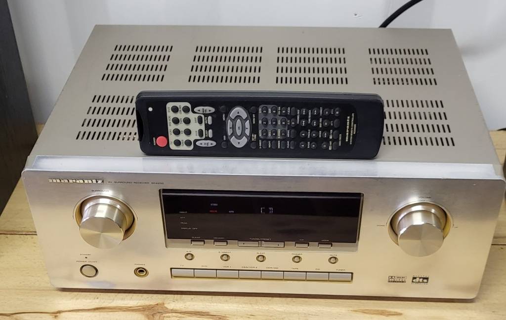 Amplifiers & Processors MARANTZ SR4200 Surround Sound Amplifier 100