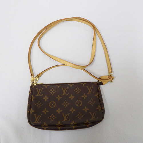 Handbags & Bags - Louis Vuitton Paris - Made in Spain - Small shoulder bag - 24x15 cm - CA 0151 ...