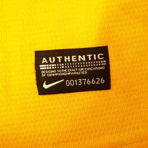 T-shirts - Men's authentic Nike Kaizer Chiefs T-shirt - Dri-fit - 001376626  - Size: Small was sold for R150.00 on 24 Jan at 16:31 by Clothes of Class  in Cape Town (ID:320571028)