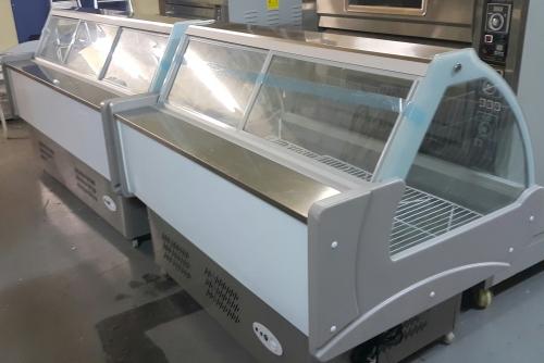 Refrigeration & Chillers - 2M MEAT DISPLAY FRIDGE FOR SALE / COMMERCIAL ...