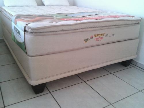 restonic showroom mattress & beds sheikh zayed road dubai