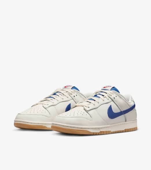 Sneakers Nike Dunk Low SE Sail Dark Marina Blue for sale in Durban