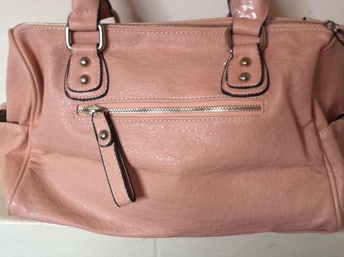 Handbags & Bags - BRAND NEW ORIGNAL GUESS HANDBAG NEW COLLECTION was sold for R260.00 on 30 Mar ...