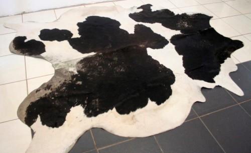 Rugs & Carpets - A genuine (large) Nguni cow hide mat in great ...