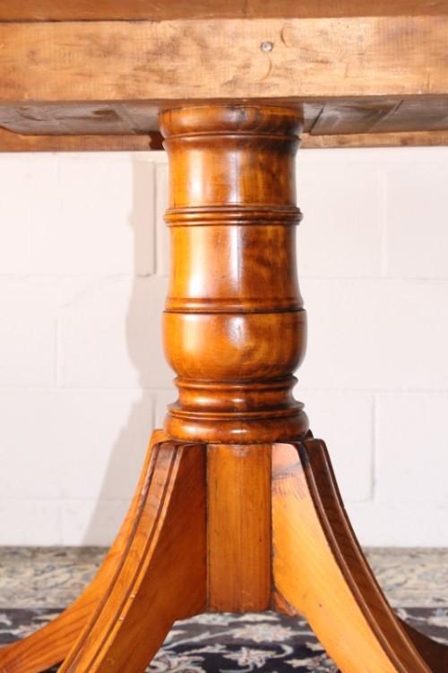 Tables A Stunning Well Made Round Glass Top Hall Foyer Table W Lovely Round Glass Top Dining Hall Foyer Table Our Other Awesome Items Can Be Viewed At Bidor Co Za Er 2168112 Rs17 Lifestyle Decor
