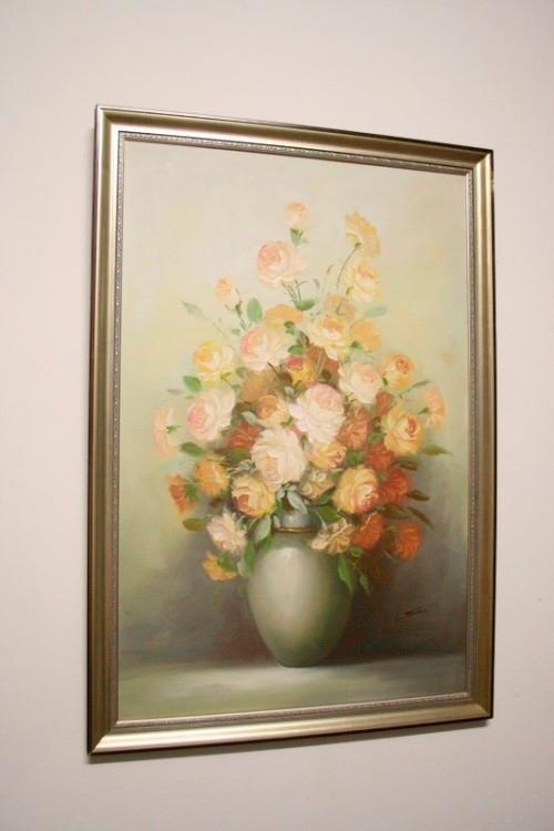 Paintings - A signed & framed original oil painting of flowers by ...