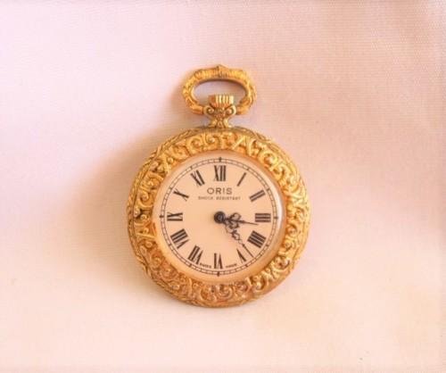 Pocket Watches A stunning ornate vintage gold plated 7 Jewel