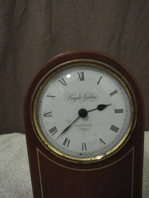 Mantel Clocks Knight Gibbins Clock not working was sold for R41.00