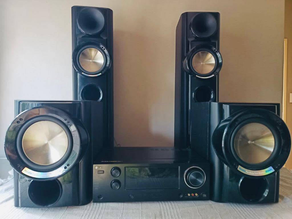 Surround Sound Systems LG surround sound System Model ARX5000 with