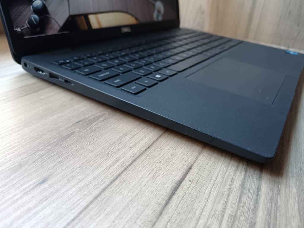 Laptops & Notebooks Dell Latitude 3520 Intel Core I3 11th Gen for