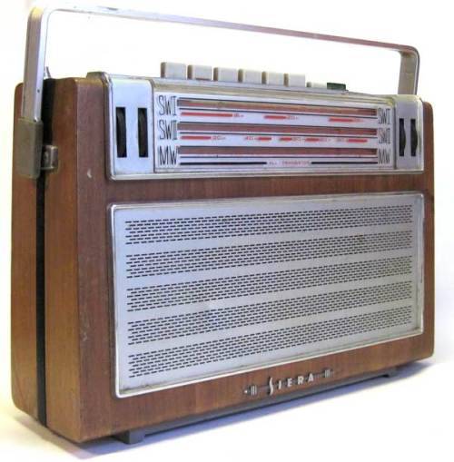 Appliances - Old Retro Siera transistor Radio NOT WORKING ...