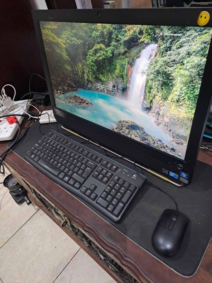 PC Desktops & AllinOnes LENOVO THINKCENTRE M90z AIO (23`)DUAL CORE