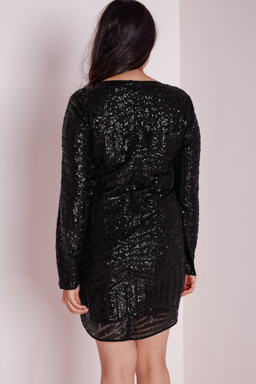 **PLUS SIZE** STUNNING ALL OVER SEQUIN DETAIL MINI DRESS