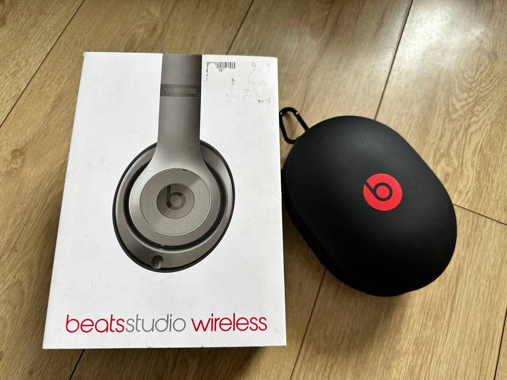 Headphones & Earphones Beats Studio Wireless 2 Headphones was listed
