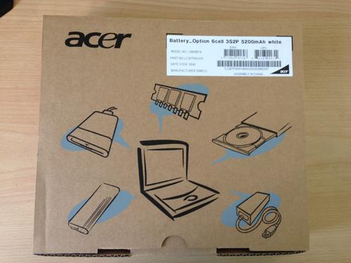 Acer Aspire One Extended Battery (Brand New) um08b74 (White)