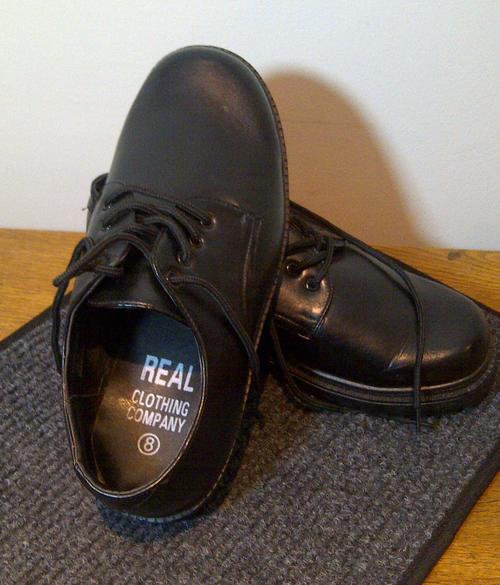 black school or office shoes for men size 8