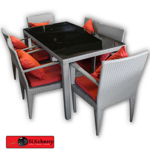 Poly Rattan Grey & Red Dining Table with Chairs includes: - dining table with glass top - 6 chairs - table dimensions: 1500x800mm