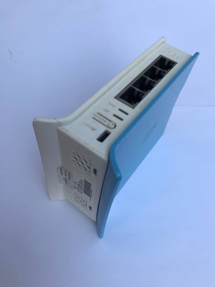 Wireless Routers MikroTik hAP Lite Tower 4 Port 300Mbps WiFi
