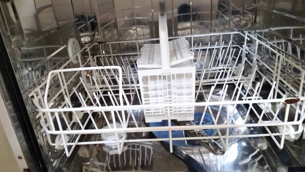 Dishwashers Fully Functioning LG Dishwasher 20 Plate Model LD