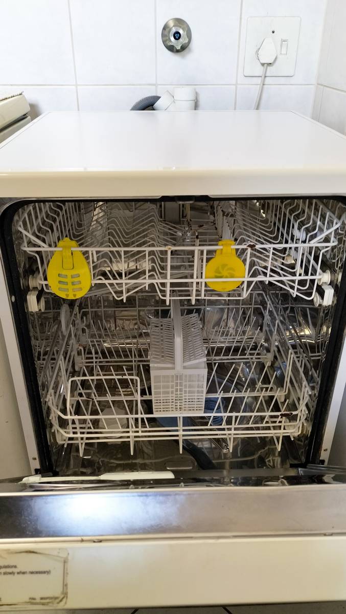 Dishwashers Fully Functioning LG Dishwasher 20 Plate Model LD