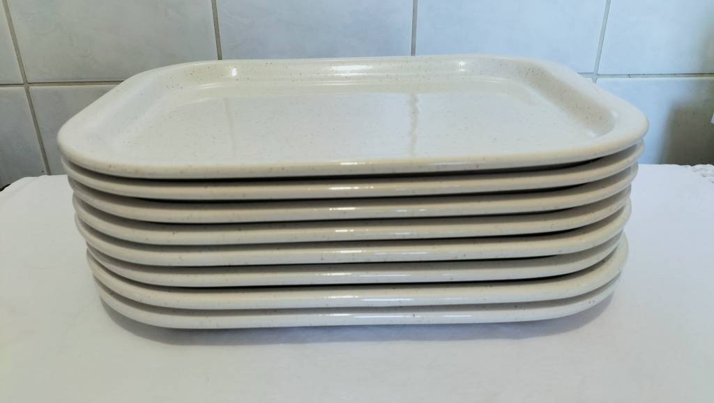Dinnerware Sets Set Of 8 Superb Quality Stoneware Steak Plates was sold for R230.00 on 20 Mar