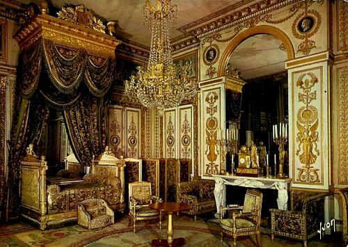 Emperor Chambre Fontainebleau France Vintage Postcard - 