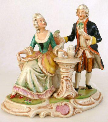 Porcelain & Ceramic - PORCELAIN FIGURINE 