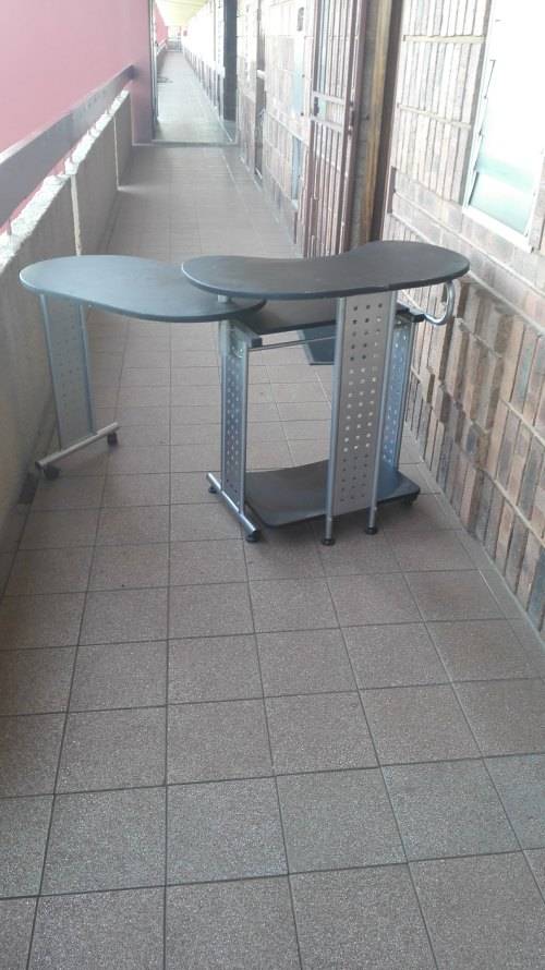 Desks Study Table for sale was listed for R500.00 on 7 May at 0018 by Telechoice Services in