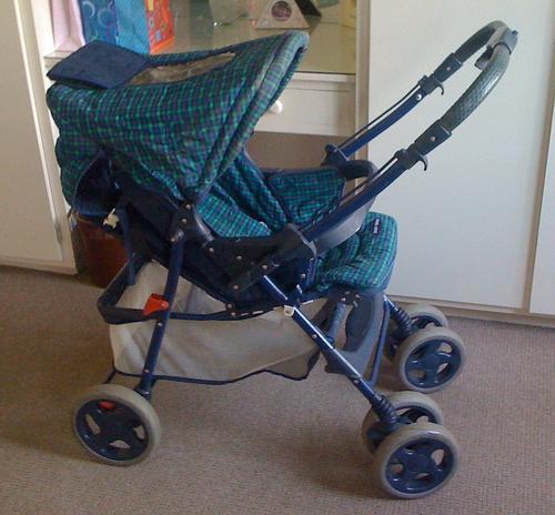 Strollers - Baby Boom pram was sold for R490.00 on 19 Jan at 11:01 by ...