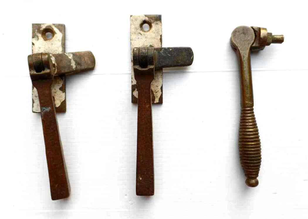Architectural Antiques VINTAGE BRASS WINDOW HANDLES, WINDERS & OTHER