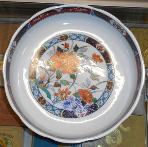 Large Hand Painted Chinese Decorative Serving Dish 