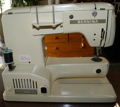 Bernina Record 730 Sewing Machine
