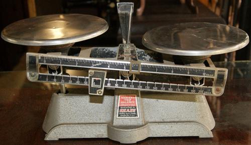 Vintage Ohaus Harvard Trip Balance Scale 2kg