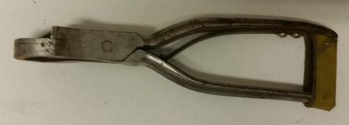 Vintage Steel Burdizzo Arrow Shaped Ear Marking Pliers - Made in Italy
