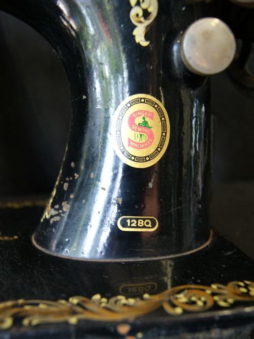 singer-class-128-sewing-machine